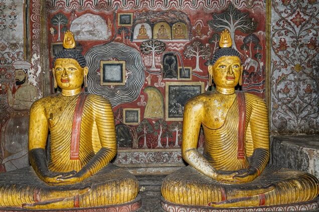 Dambulla Cave Temple (Golden Temple)