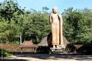 Maligawila Buddha Statue